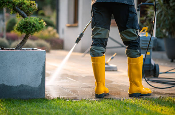 Why Choose Our Certified Pressure Washing Experts for Your Project Needs in Youngwood, PA?